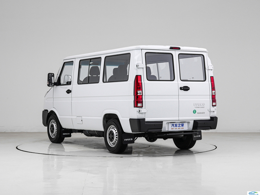 Multifunktionales MPV mit Touchscreen für den Personen- und Güterverkehr mit Iveco Diesel