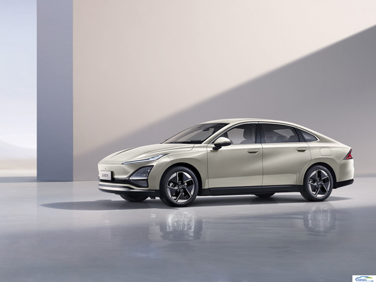 2024 Wuling Starlight 70 km Standard Limousine Elektrofahrzeug Fahrgastfahrzeug Energiefahrzeug