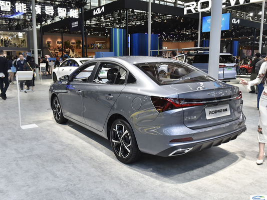 ROEWE 2023-2024 Kompakte Benzinlimousine Manuelle Fahrersitzverstellung und erschwinglich