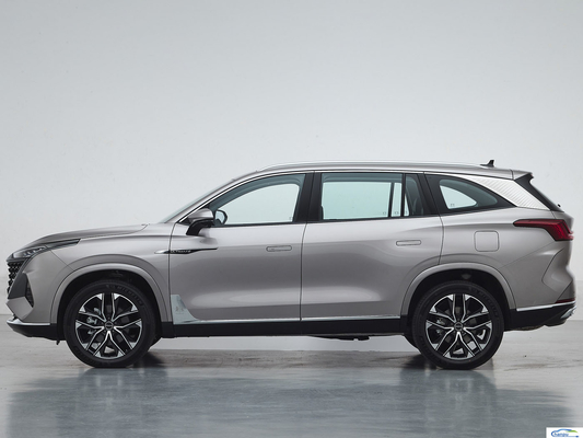 Kraftstoffbetriebene ROEWE RX9 Limousine Automatische Getriebe FWD Antrieb Energiefahrzeug für den Markt