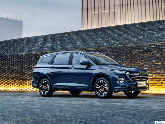 Verbessern Sie Ihre Flotte mit dem Wuling Kaijie Hybrid Plug-In Hybrid.