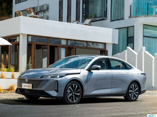 2024 Changan Eado Plus Blue Whale 1.4t GDIdct Fahrt mit Benzin