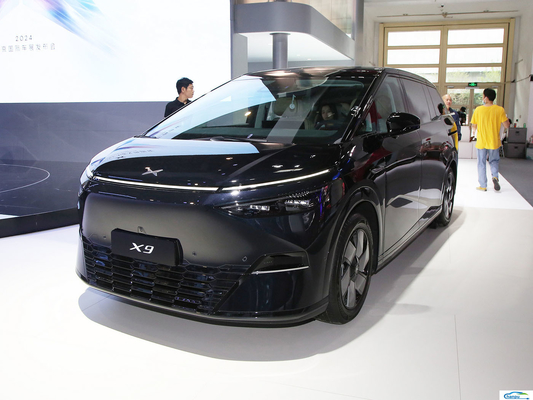 Xpeng Xiaopeng X9 MPV Energiefahrzeug Elektroauto für Einzelkunden