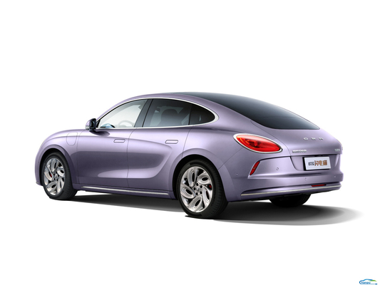 2024 Ora Lightning Cat Ride-On EV Passagierauto für Frauen 555km Reichweite Energiefahrzeug