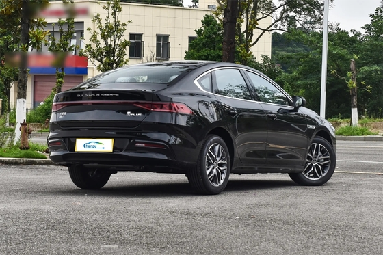 Höchstgeschwindigkeit 185km/h BYD Qin Plus Dm-2024 Dm-I Glory Version 55Km Beyond Sedan PHEV