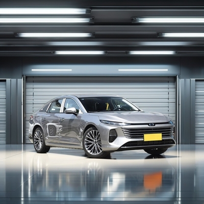 2024 Faw Besturn Bestune B70 Vorderscheibe Rückenscheibe Hatchback Einzelhandel Ride-On Automobil