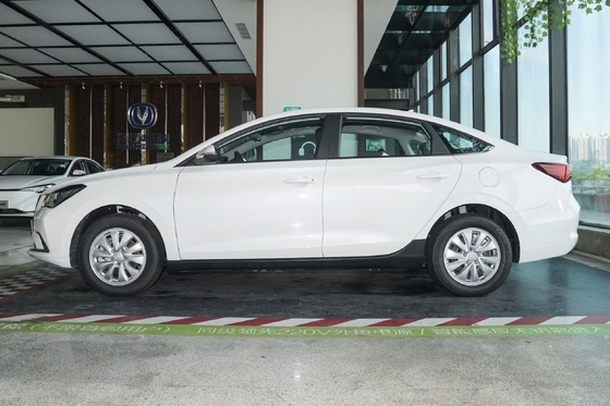 Voran mit dem Changan Eado EV460 2024 Limousine A Energiefahrzeug