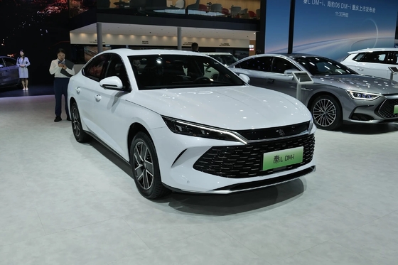 BYD Clean Energy Hybrid Qin L Dm-I-2024 Limousine Ein mittelgroßes Phev-Auto mit Dual Motor System