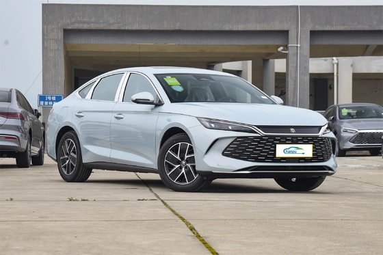 BYD Clean Energy Hybrid Qin L Dm-I-2024 Limousine Ein mittelgroßes Phev-Auto mit Dual Motor System