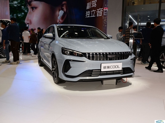 Kompakte Reifen Batterie Binrui Benzinfahrzeug für Geely manuelle Einstellung und modernes Design