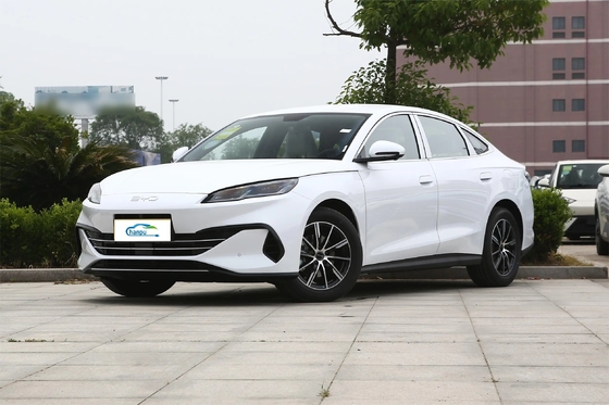 Effizienz Elektroantrieb Byd 1,5 L PHEV Limousine mit maximaler Gesamtlastmasse 2150Kg