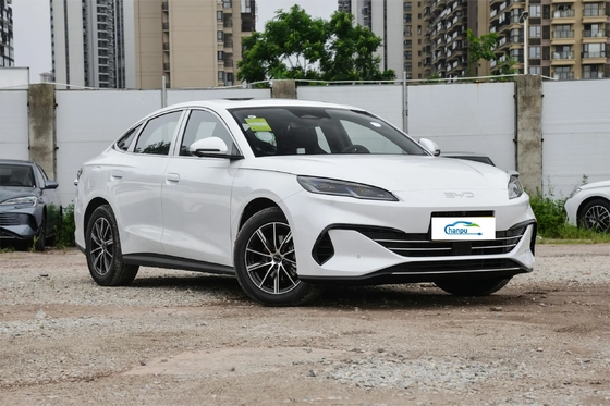 Green Energy PHEV Sedan Byd 06Dm-I-2024 Modell mit 5 Sitzplätzen und 120 km Reichweite