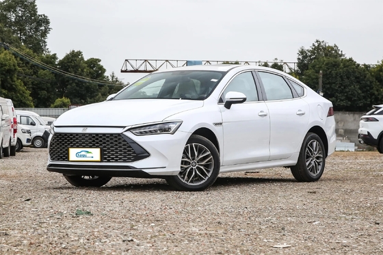 Byd Qin Plus Dm-2024 Dm-I Honor Version Kompakt Limousine PHEV-Auto mit 120 km Höchstgeschwindigkeit