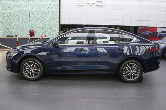 Byd Qin Plus Dm-2024 Dm-I Honor Version Kompakt Limousine PHEV-Auto mit 120 km Höchstgeschwindigkeit