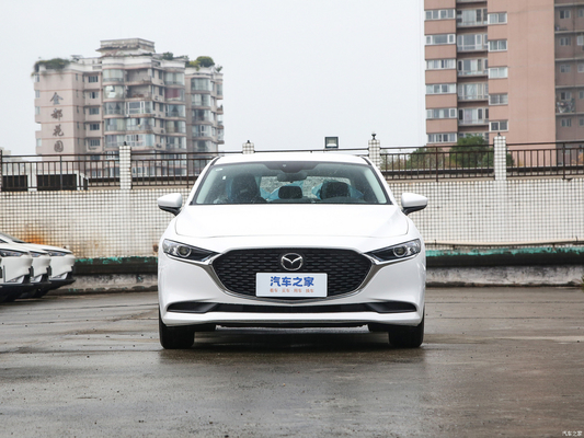 2023 Mazda 3 Axela 1.5L Manual Edition Benzin SUV Limousine mit LED Scheinwerfer von Chinesen