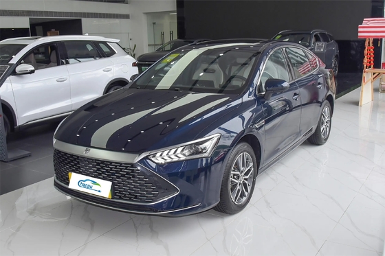 Kraftvolle BYD Qin Plus Dm-2024 Dm-I Honor Version PHEV Limousine mit Hybrid-Technologie
