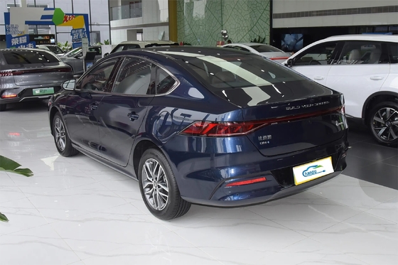 Kraftvolle BYD Qin Plus Dm-2024 Dm-I Honor Version PHEV Limousine mit Hybrid-Technologie