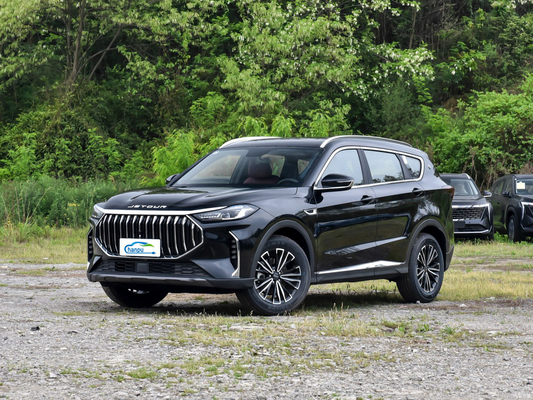 2024 JETOUR X70 PLUS 1.5T DCT Champion PRO 7 oder 5-Sitzer Benzin-Benzin-Autos für den Monat 4