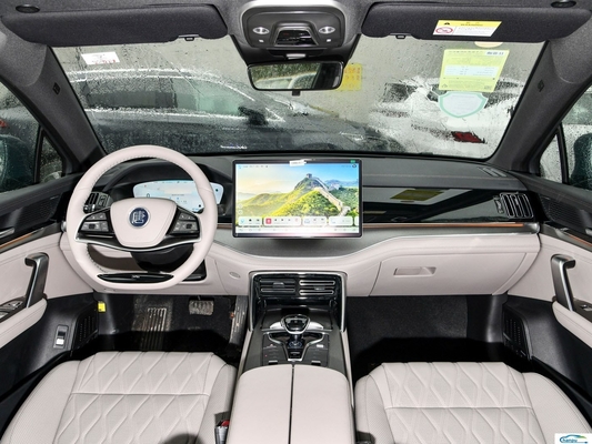 Advanced Audio System Medium Navigation Hybrid SUV Tang DM-I Auto für 7 Sitzplätze von BYD