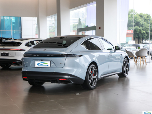 Kompakter SUV Moderner Antrieb Et5-2024 75Kwh Ride-On Car Suv Elektroauto Fahrzeug für Nio