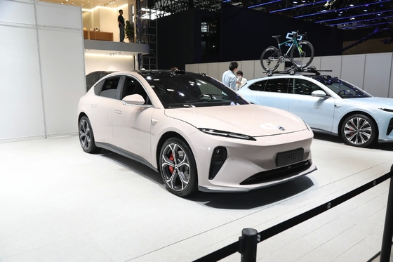 100Kwh Viertürer Schwingtor Nio Et5-2024 Fahrwagen Fünf-Sitzer Elektrofahrzeuge