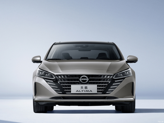 Mehrlink-Rückfahrzeug mit Fahrwerk Dongfeng Nissan Teana Sedan