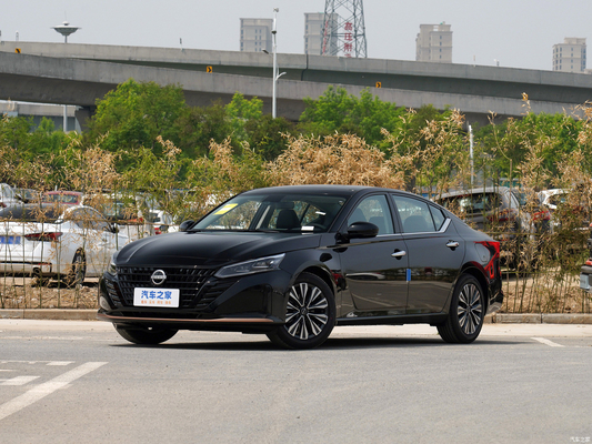 Mehrlink-Rückfahrzeug mit Fahrwerk Dongfeng Nissan Teana Sedan