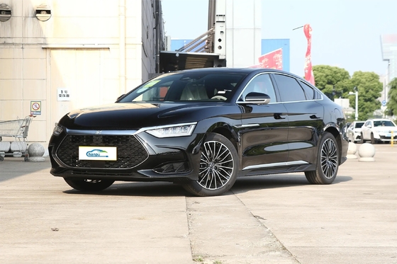 Mittelgroßes Fahrzeug Byd PHEV Dm-2024 Dm-I Honor Version 121Km Privilege Typ Eigenschaften Limousine