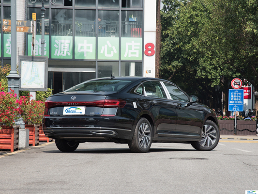 2023 Volkswagen Passat Phev SUV Die perfekte Kombination aus Leistung und Effizienz