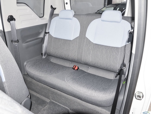 Geely Elektroauto angepasstes Mini-Hatchback-System mit verbesserter Beleuchtung und Sensoren