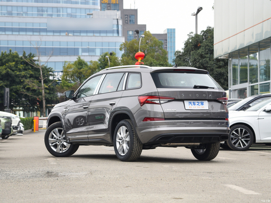 2023 Skoda Kodiaq 2.0T 186 PS 220 PS 5/7 Sitze Touchscreen Elektrische Parkbremse Benzinfahrzeuge für Volkswagen