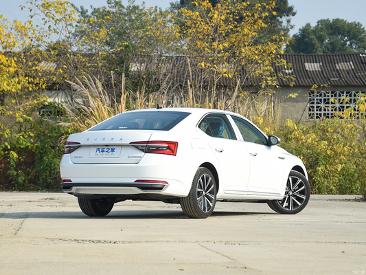 Elektrische Fahrersitzregelung 2024 Skoda Superb TSI 280 AWD SUV für Volkswagen