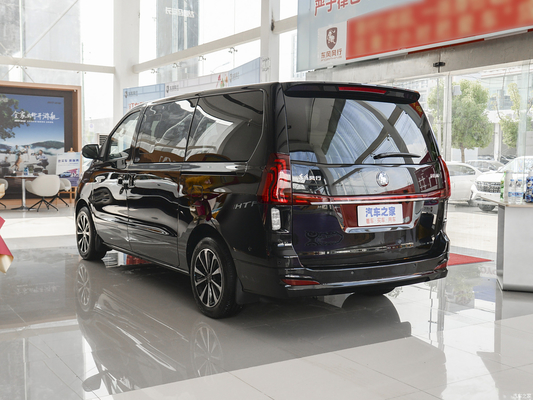 LED-Scheinwerfer und automatisches Getriebe Dongfeng Fengxing Forthing M7 4-Tür 7-Sitzer MPV