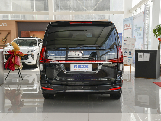LED-Scheinwerfer und automatisches Getriebe Dongfeng Fengxing Forthing M7 4-Tür 7-Sitzer MPV