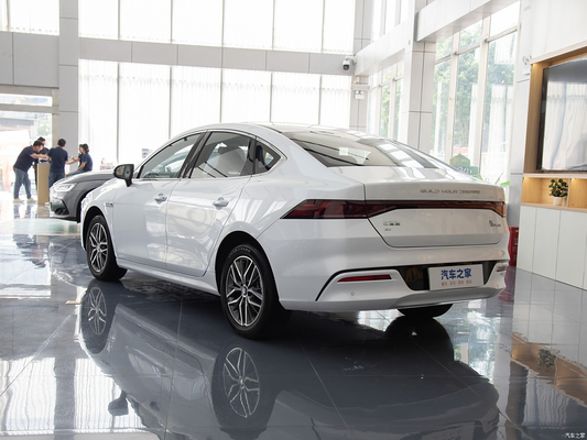 Revolutionieren Sie Ihr Fahrerlebnis mit 2024 BYD Qin Plus EV und DM-i Hybrid Limousine