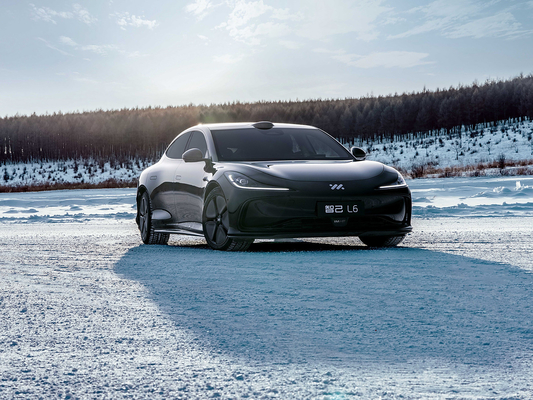 650KM-780KM Reichweite 4WD Elektro-SUV-Auto mit Auto-Getriebe ZHIJI L6 Energiefahrzeug
