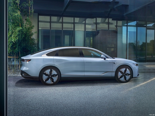 Voyah Lantu Jagd nach Licht ZHUIGUANG EV PHEV Limousine 730km Reichweite elektrischer Plug-in Hybrid