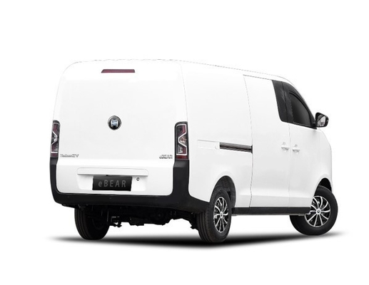 Verbessern Sie Ihre Flotte mit EBear EV MPV, dem fortschrittlichsten und vielseitigsten Multipurpose-Van.