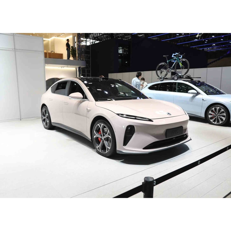 100Kwh Viertürer Schwingtor Nio Et5-2024 Fahrwagen Fünf-Sitzer Elektrofahrzeuge
